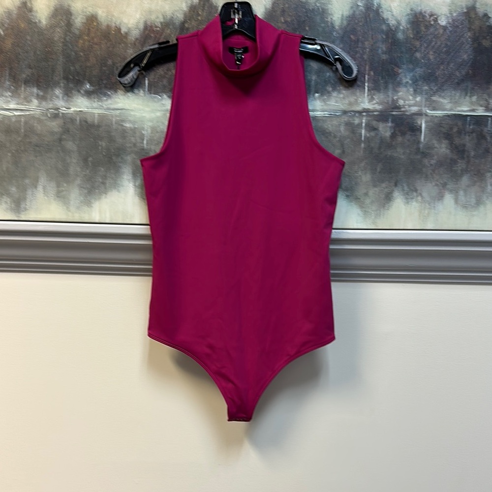 EXPRESS High Compression Sleeveless Fitted Bodysuit. NWT